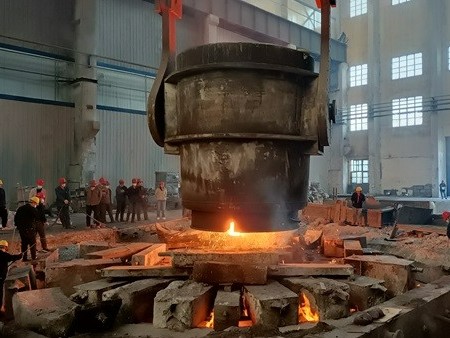 騰飛鑄鋼 | 大型鑄鋼件常見缺陷及解決方案